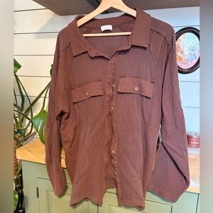 Pink Lily Brown Textured Button-Up Shirt | Lightweight Waffle Knit | Women’s Top